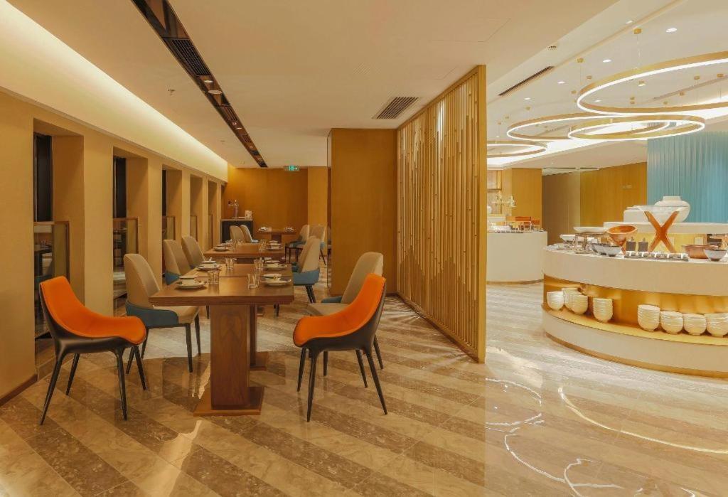 Sunshine Hotel