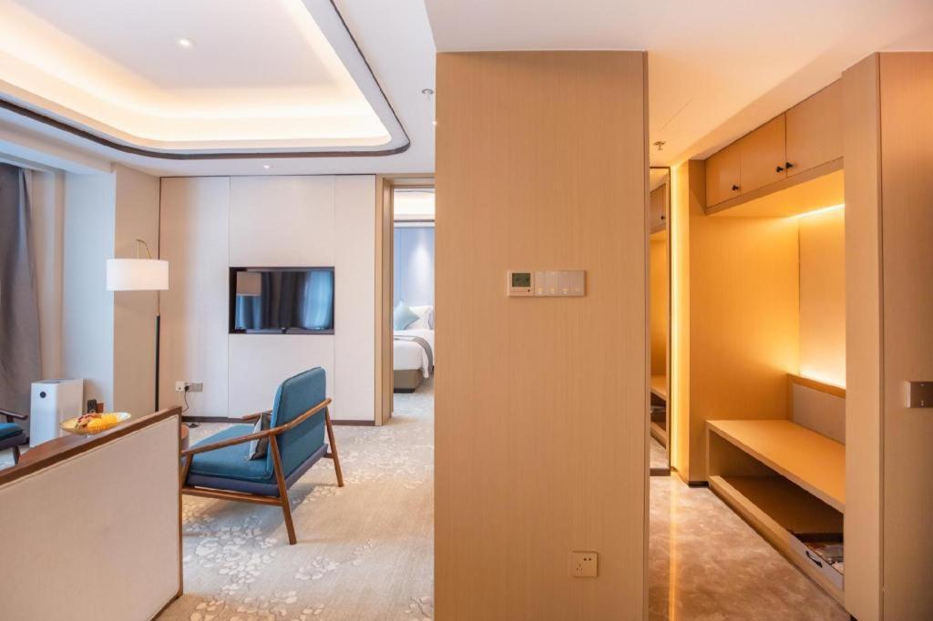 Sunshine Hotel Shanghai