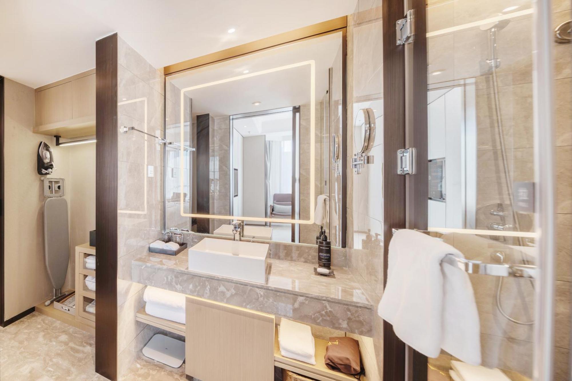 Hotel Sunshine 4*