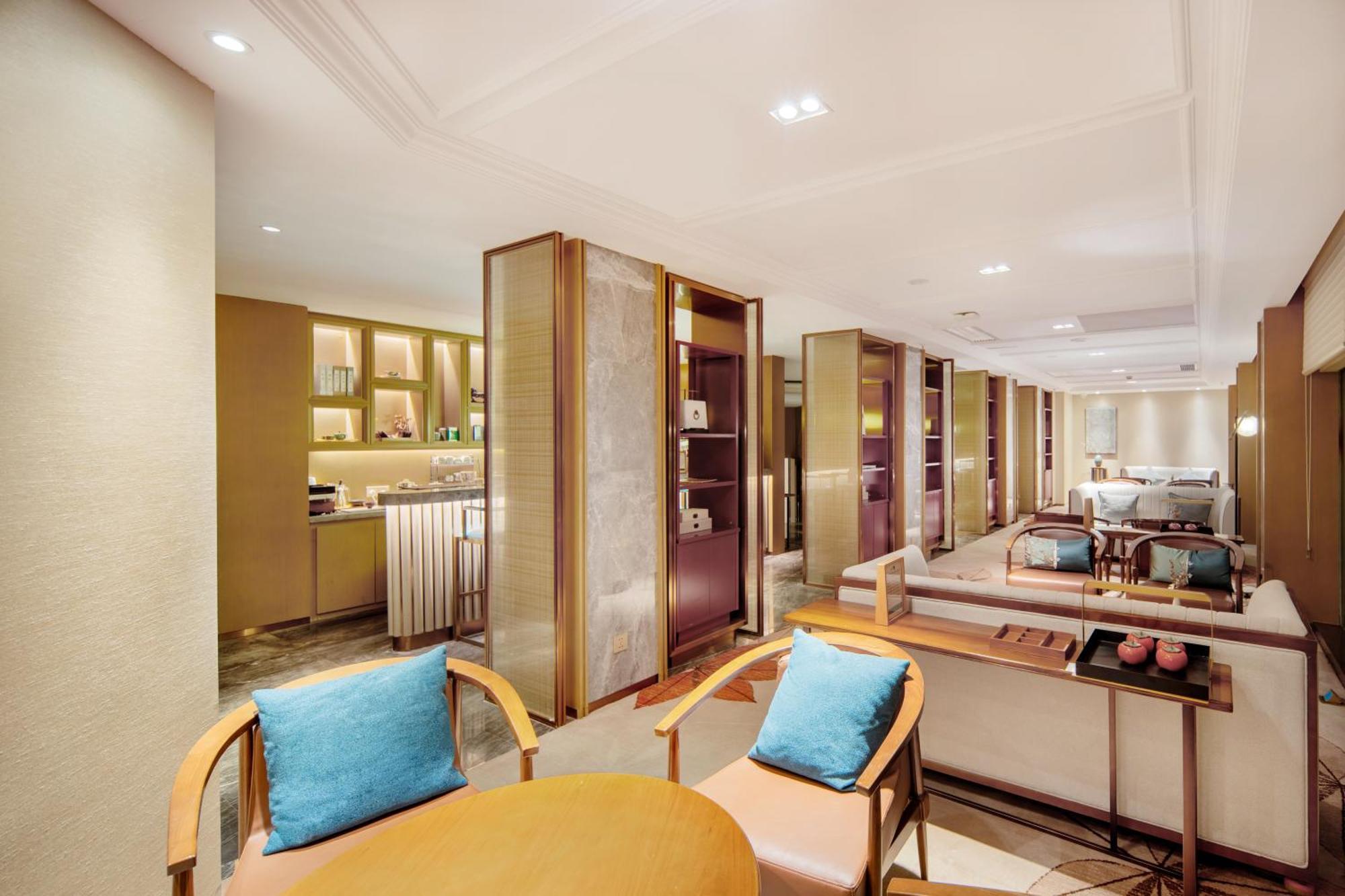 Sunshine Hotel Shanghai